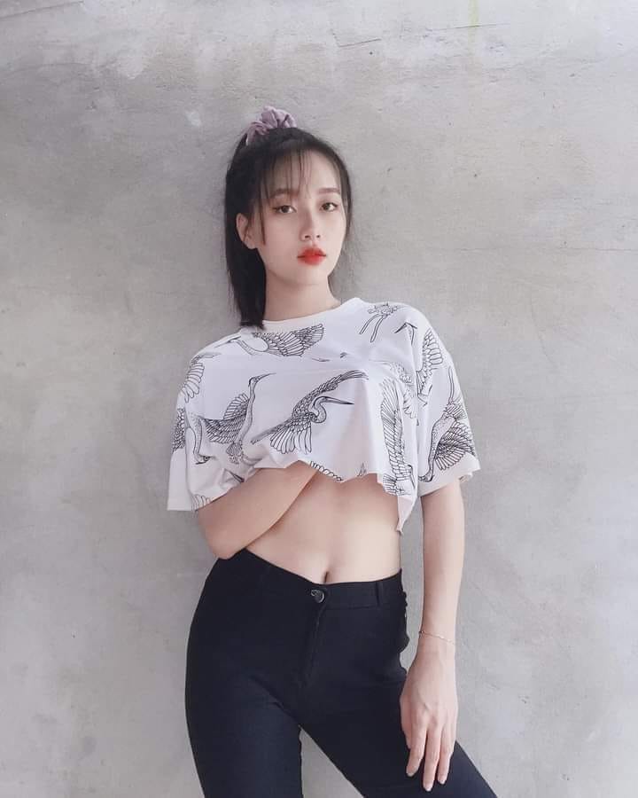 Ảnh Gái Xinh 15 Tuổi Sức Hấp Dẫn Vượt Thời Gian Đầy Cuốn Hút